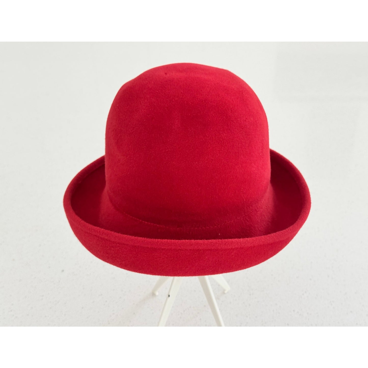 Eric Javits NOS Red Felt Cloche Hat | 1999 | Includes Sunglasses Pictured