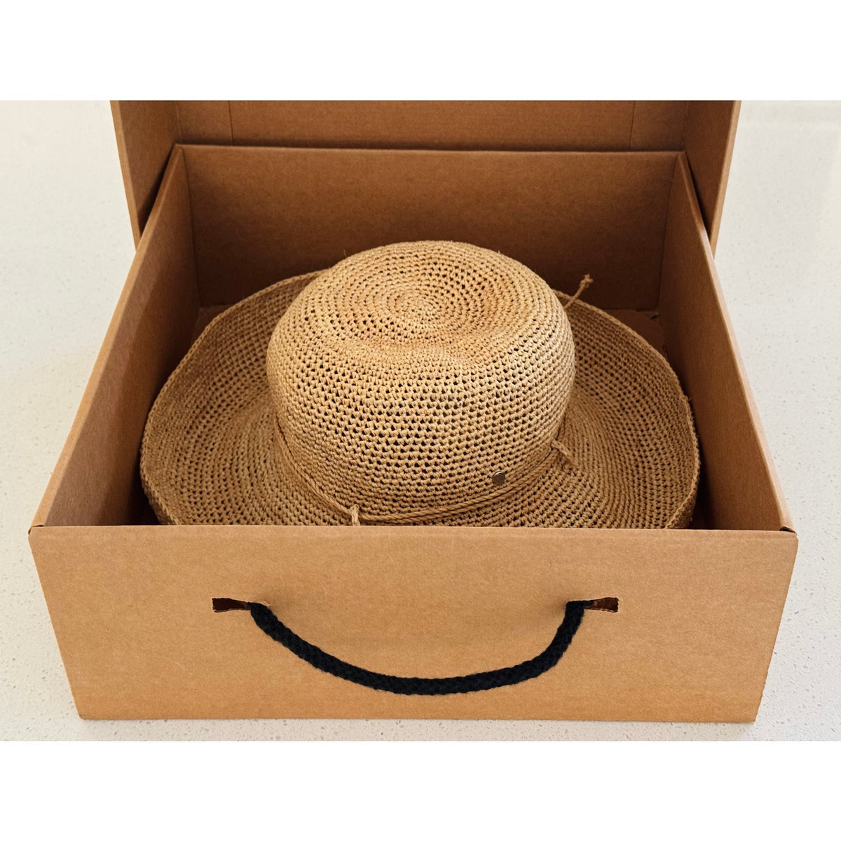 Helen Kaminski Provence 12 Handcrafted Raffia Sun Hat New in Box NWT