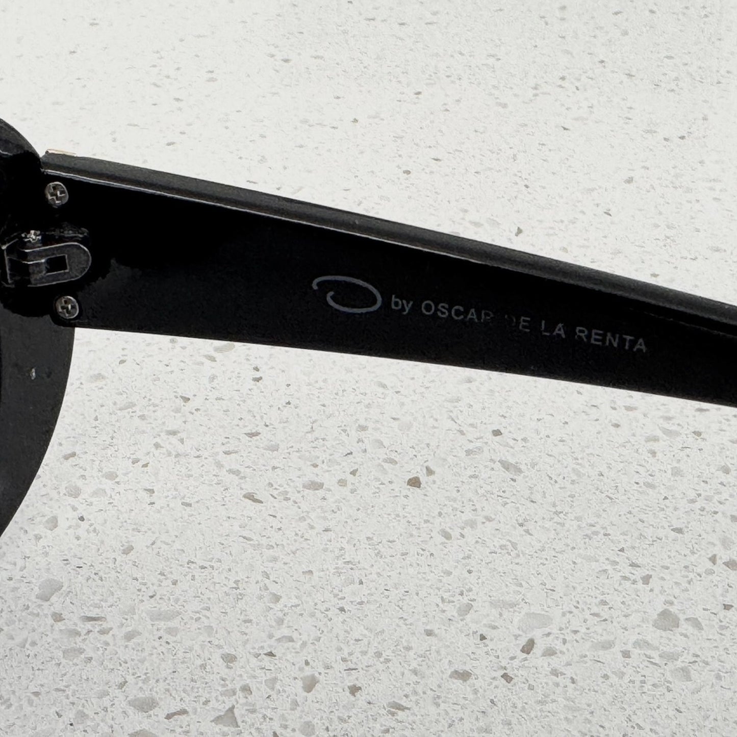 Oscar de la Renta Black Oval Sunglasses Purple Lenses