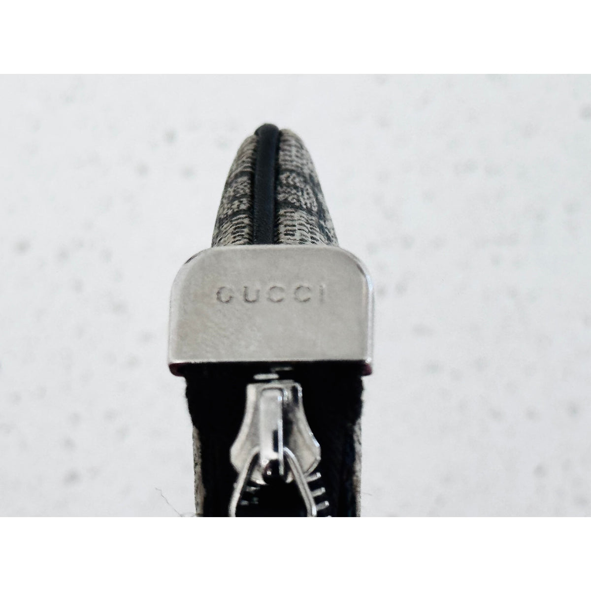 Gucci GG Supreme Key Pouch with Chain