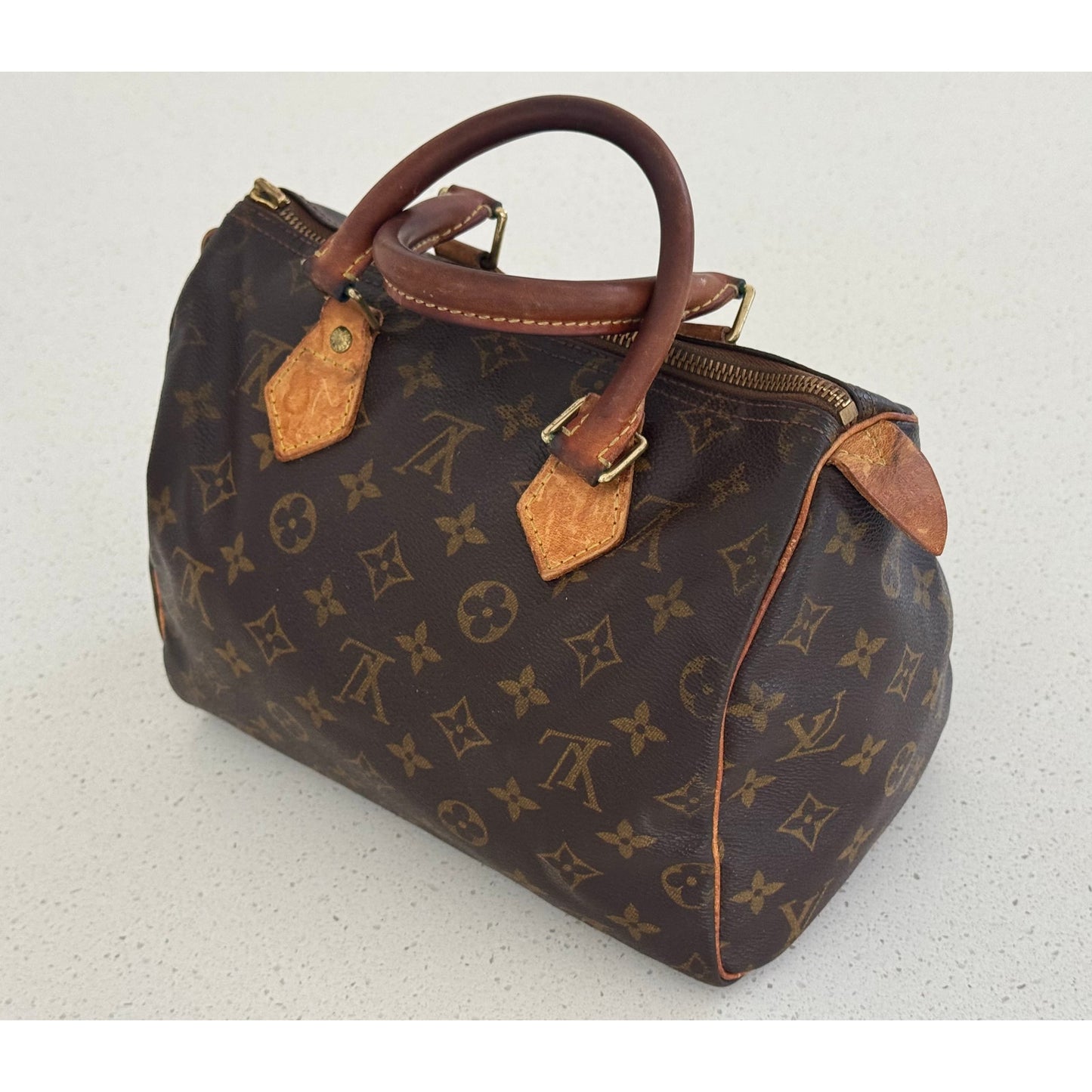 Vintage Louis Vuitton Monogram Speedy 25 (January 2001)