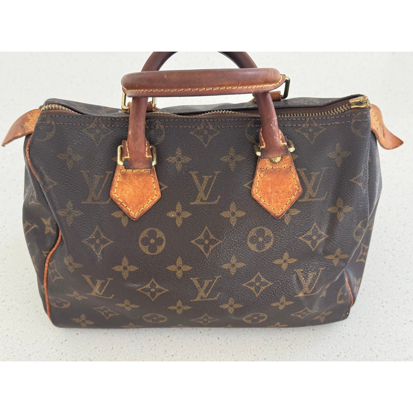 Vintage Louis Vuitton Monogram Speedy 25 (January 2001)