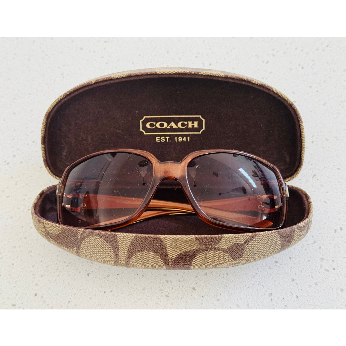 Coach Amber Tortoise Sunglasses C Hinge with Signature Hard Case Y2K