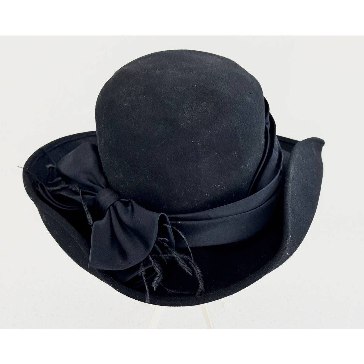 Betmar Black Wool Felt Cloche Hat Bow & Feather Accents | Original Tag | Includes Sunglasses