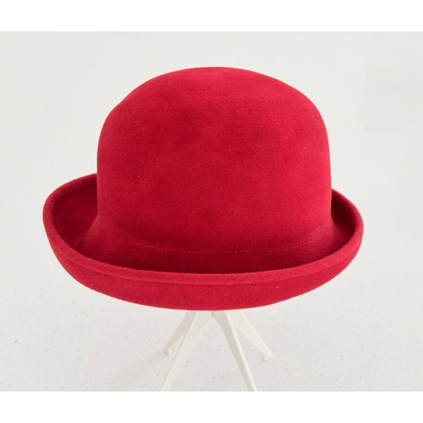 Eric Javits NOS Red Felt Cloche Hat | 1999 | Includes Sunglasses Pictured